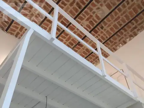 Depto Tipo Casa Monoambiente con 1 baño