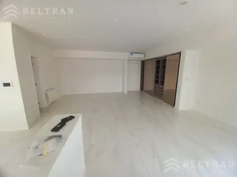 Departamento en Venta en Alberdi, USD 175.000