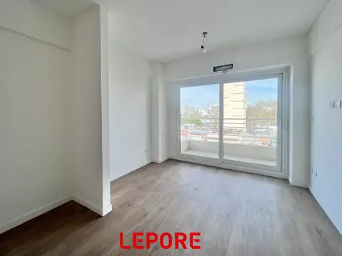 Departamento en Venta al SO