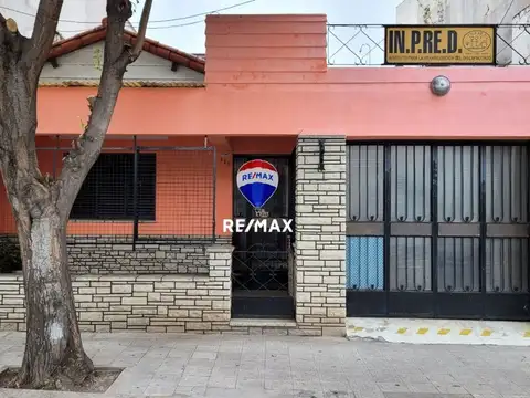 EN VENTA CASA ZONA MICROCENTRO APTA CRÉDITO