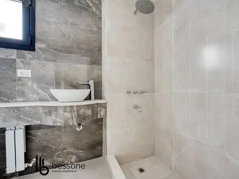 Departamento 4 ambientes con 3 baños