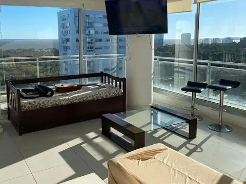 Venta De Apartamento En Punta Del Este - Torre De Categoria