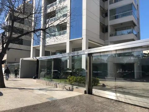 HERMOSO DEPARTAMENTO 3 AMBIENTES CON COCHERA FIJA Y CUBIERTA EN TORRE DE CATEGORÍA - EDIFICIO BRUKMAN & MANSILLA