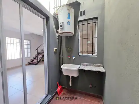 Depto Tipo Casa en Alquiler en Jose Leon Suarez, $ 600.000