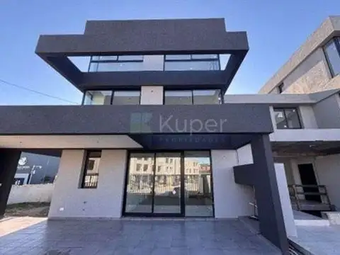 VENTA- Departamento Tipo Casa 5 Ambientes - Complejo Serenity En Nordelta .