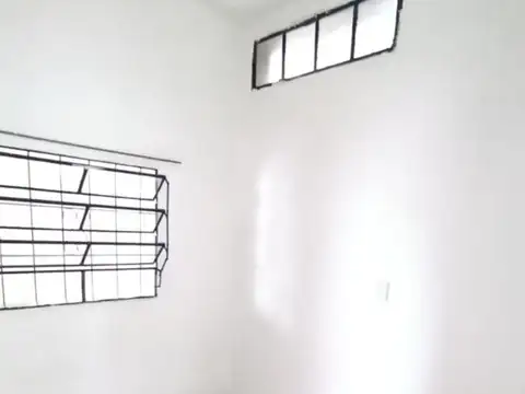 Alquiler | Casa | 2 Dormitorios | Capitán Bermúdez | Barrio Celulosa