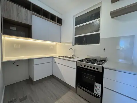 Oficina en Alquiler 40 años