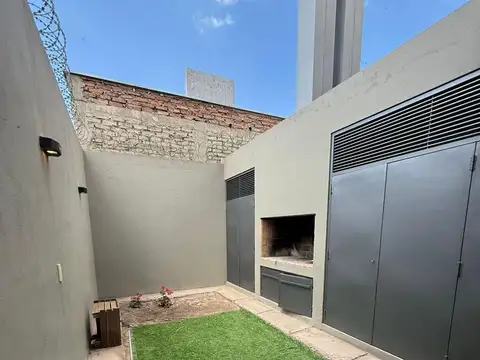 Departamento en Alquiler en Mendoza, $ 700.000