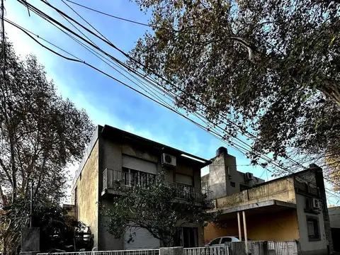 Depto Tipo Casa en Venta de Monoambiente