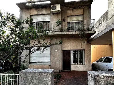 Depto Tipo Casa en Venta en Granadero Baigorria, USD 115.000