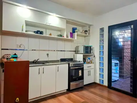Depto Tipo Casa en Venta de 3 ambientes