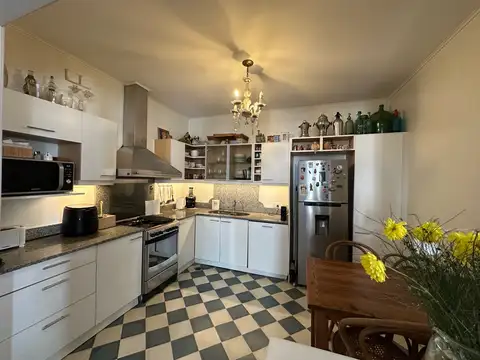Departamento 5 ambientes con 3 baños