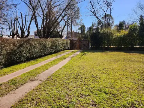 Casa 3 amb en venta en BºPellegrini 3 Pilar Jardín