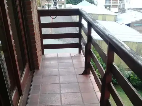 Departamento 4 ambientes con 3 baños