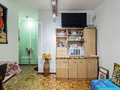 Departamento en Venta en Chacarita, USD 79.000