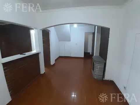 Depto Tipo Casa en Alquiler de 3 ambientes