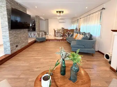 Casa 6 ambientes en venta Barrio Privado Astorga