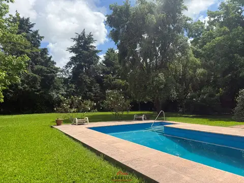 Venta · Casa 5 ambientes · Apta Crédito · Barrio Cerrado · El Solar de Capilla 100