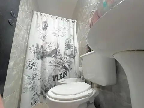 Depto Tipo Casa 2 ambientes con 1 baño