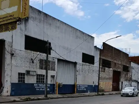 V. Alsina Deposito 800 M2