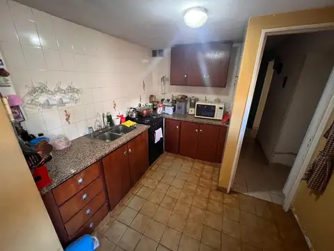 Casa venta de cinco dormitorios, Tolosa, La Plata