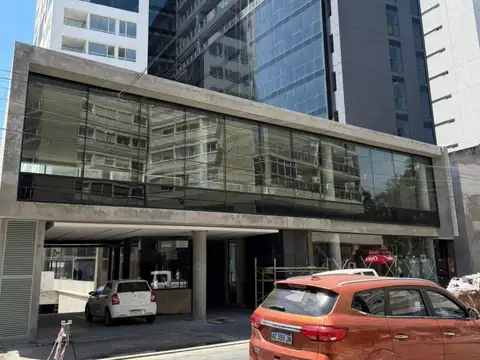 Local comercial a estrenar único en Lomas de Zamora.