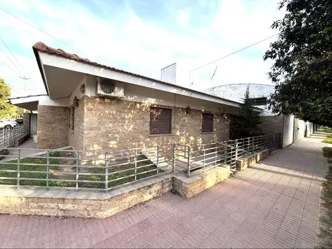 VENTA CASA 2 DORM. + GALPÓN EN RÍO SEGUNDO CÓRDOBA