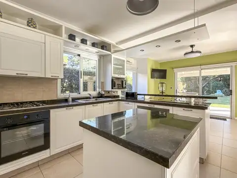 Casa en Venta al Oeste