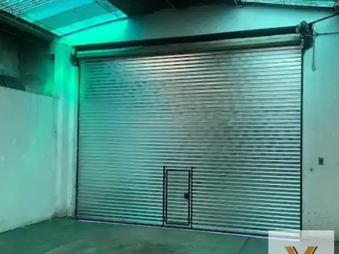 Casa 9 ambientes con 3 baños