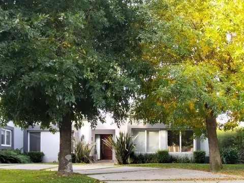 Casa en Venta en Los Puentes, USD 360.000