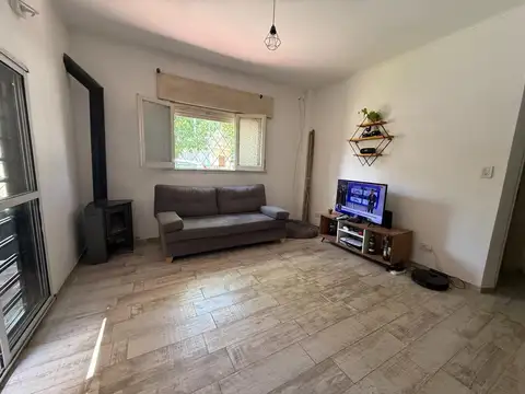 Depto Tipo Casa en Venta en Lomas De Zamora, USD 124.000