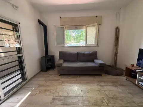 Venta casa PH 3 ambientes Lomas de Zamora permuta