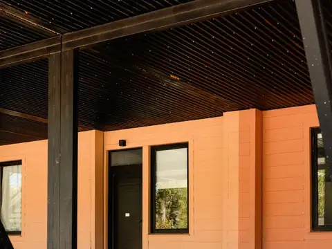 Casa 3 ambientes con 2 baños