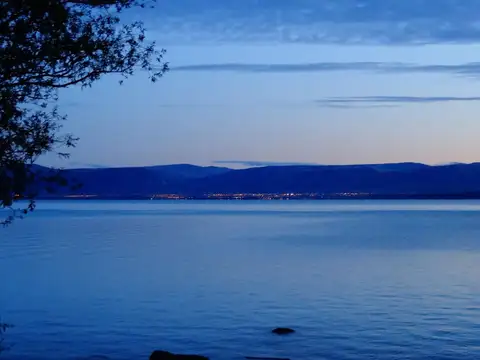 VENTA GRAN CAMPO SOBRE LAGO ARGENTINO, EL CALAFATE, 23.900Ha