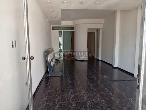 Local en Alquiler en San Antonio de Padua, $ 550.000