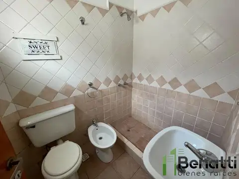 Emilio Mitre 587 , Piso PB