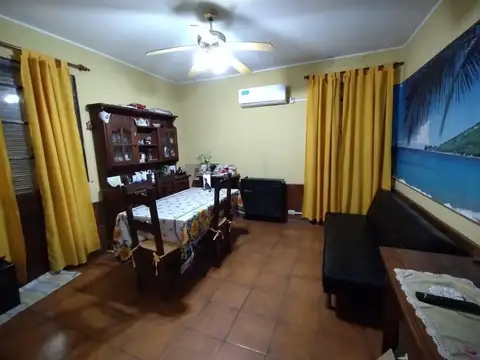 Depto Tipo Casa en Venta en Rosario, USD 67.000