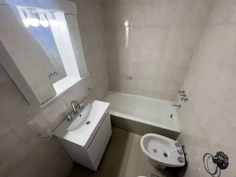 Departamento 6 ambientes con 3 baños
