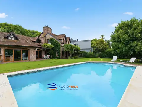 Casa en venta en Country  Banco Provincia Moreno
