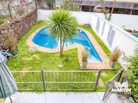 Casa 5 ambientes con 1 baño