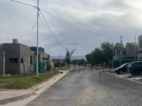 Terreno en Venta 33  mts Fondo