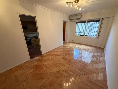 Salguero 200, Piso 2