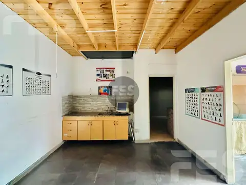 Local en Venta 18 años