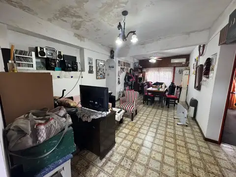 Depto Tipo Casa 3 ambientes con 1 baño