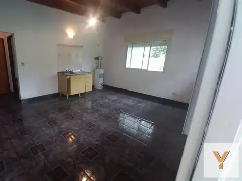 Casa en venta - 2 Dormitorios 1 Baño - Cochera - 1.250Mts2 - Raco, Tucuman