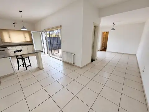 Casa en Venta en Castelar Norte, USD 145.000