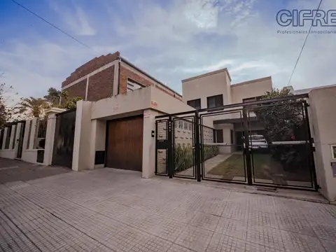 Obispo San Alberto al 2300