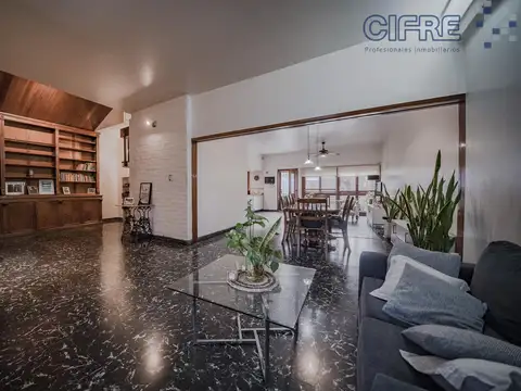 Casa 6 ambientes con 3 baños