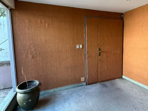 Departamento 6 ambientes con 2 baños