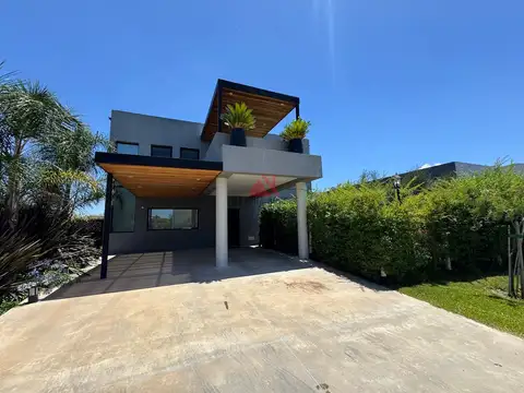 Casa en Alquiler de 5 dormitorios